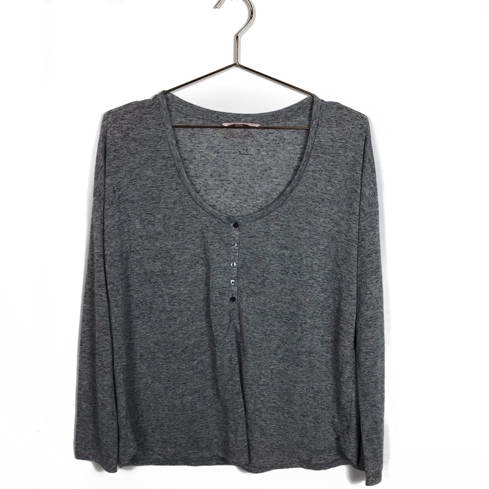 Victoria’s Secret Gray Oversized Long Sleeve #887